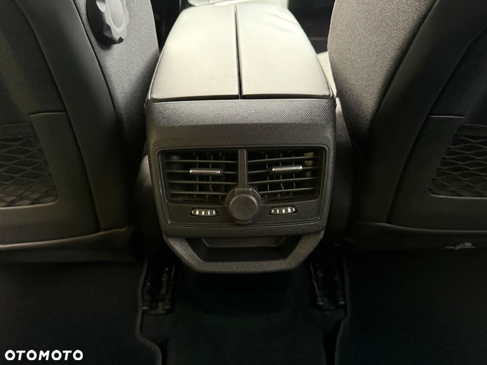 Peugeot 3008 1.5 BlueHDi Allure S&S - 25