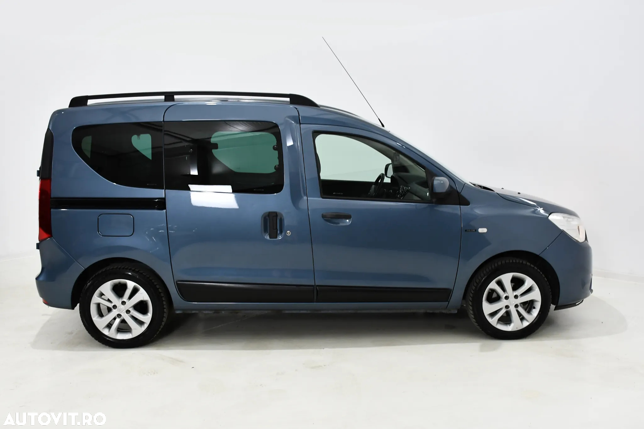 Dacia Dokker 1.5 dCi 90 CP Laureate - 12