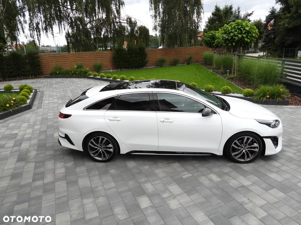 Kia ProCeed 1.5 T-GDI DCT7 OPF GT LINE - 24