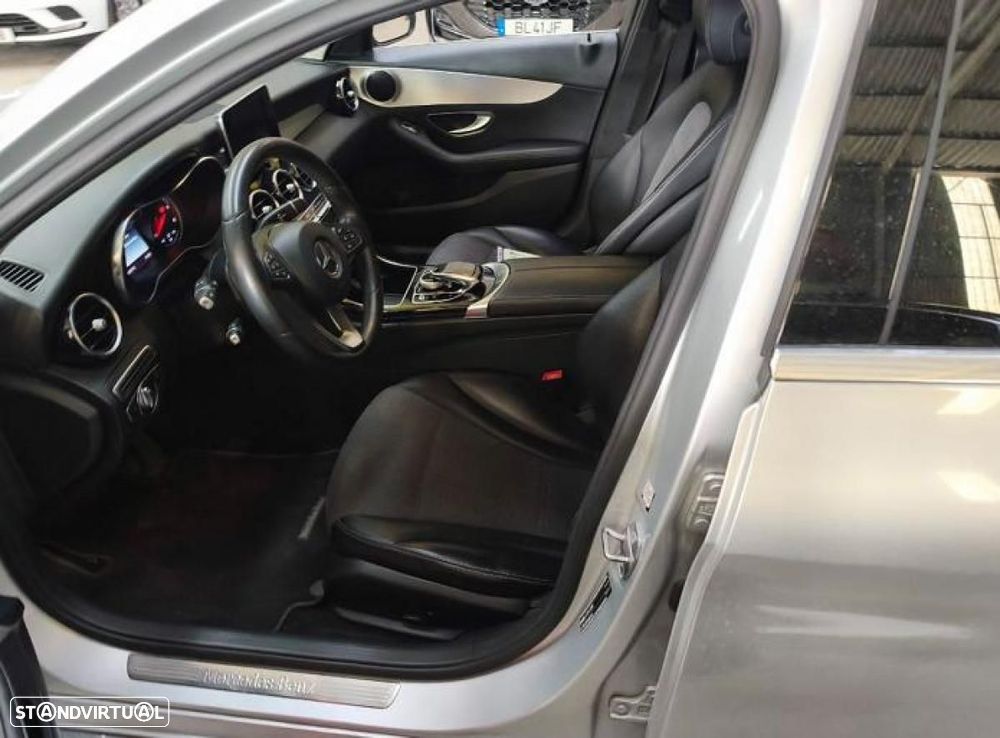 Mercedes-Benz C 200 - 3