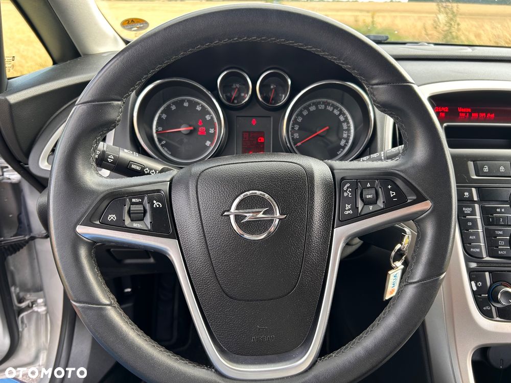 Opel Astra 1.4 Turbo - 23