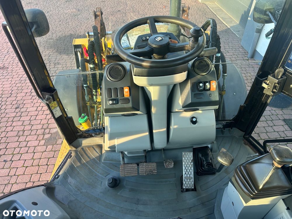 Caterpillar Cat 428 E - 19