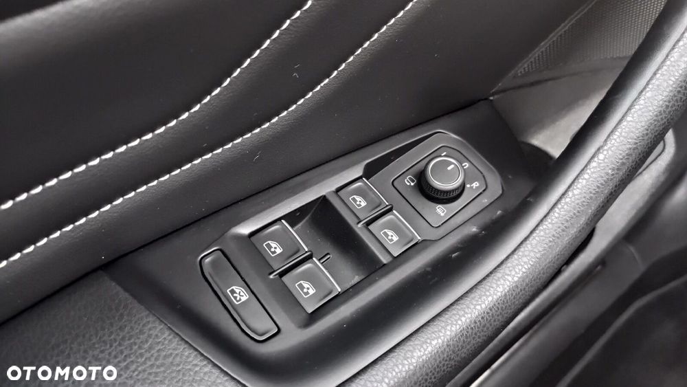 Volkswagen Passat Variant - 34