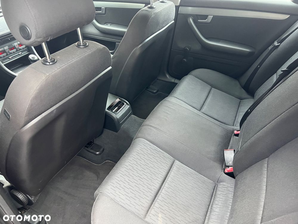 Audi A4 Limousine 2 - 7