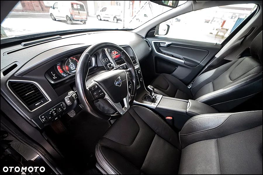 Volvo XC 60 D4 Kinetic - 12