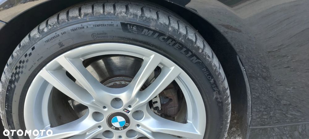 BMW Seria 3 328i Sport Line - 24