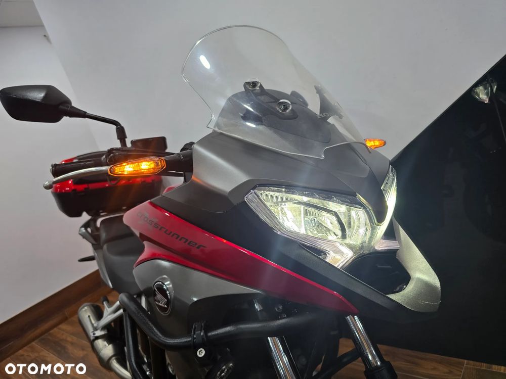 Honda VFR - 18