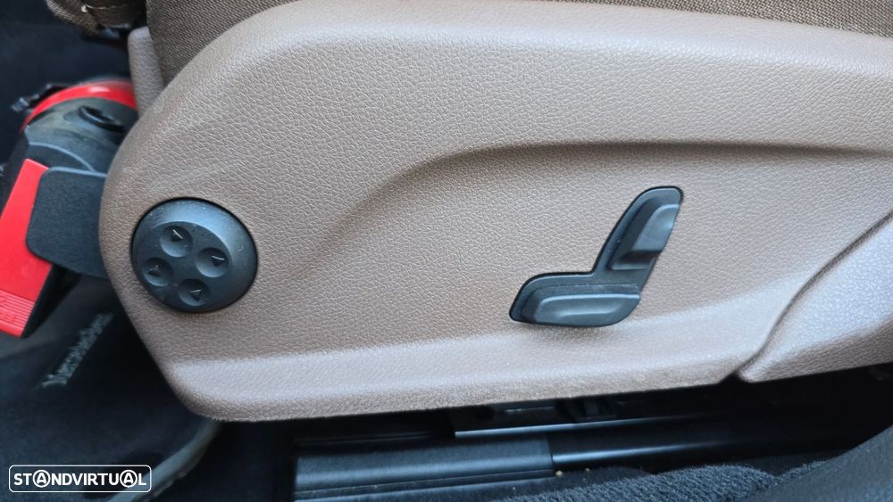Mercedes-Benz E 220 d Exclusive Line - 55