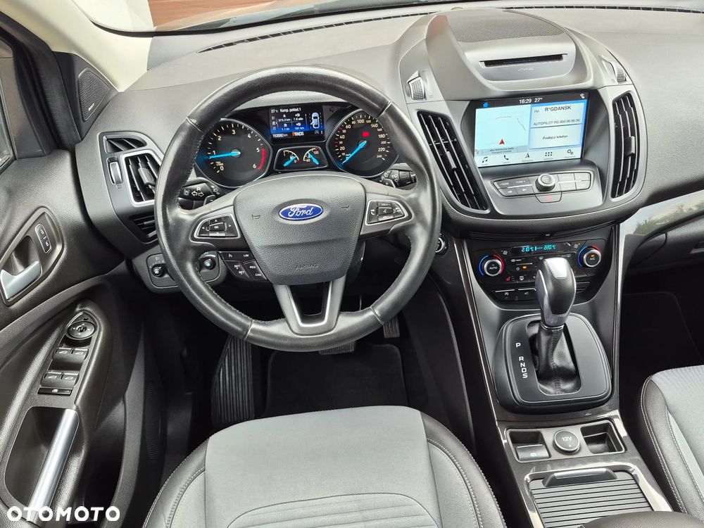 Ford Kuga - 8