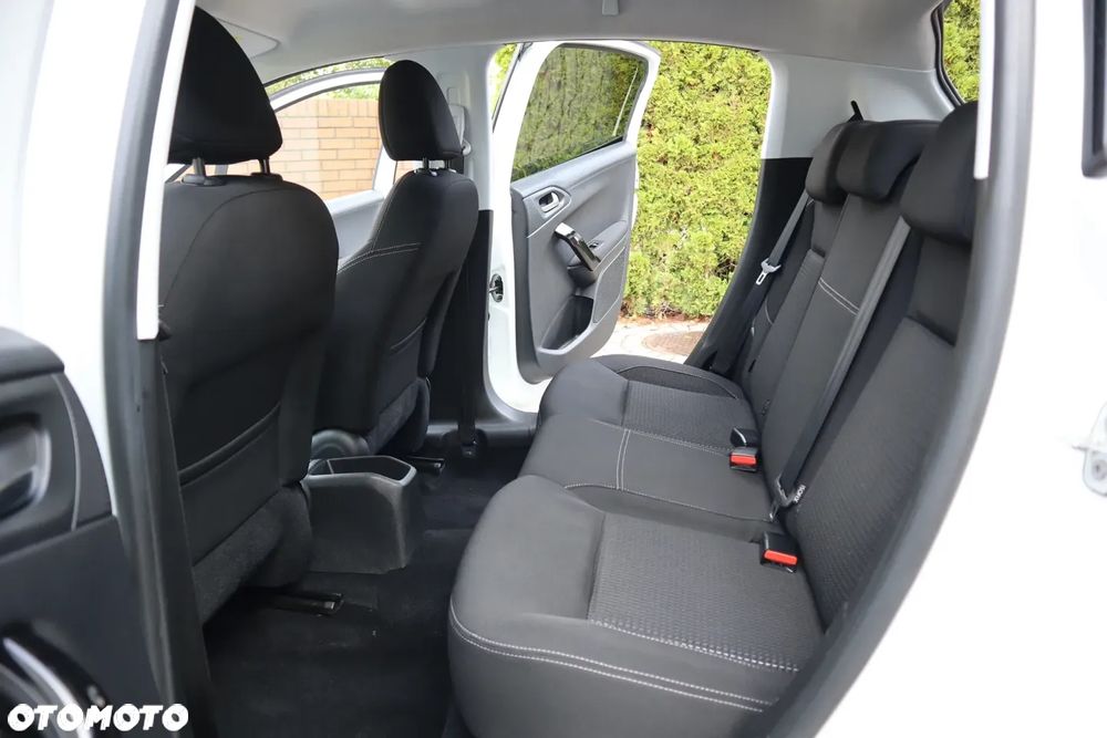 Peugeot 208 1.2 PureTech Allure S&S - 13