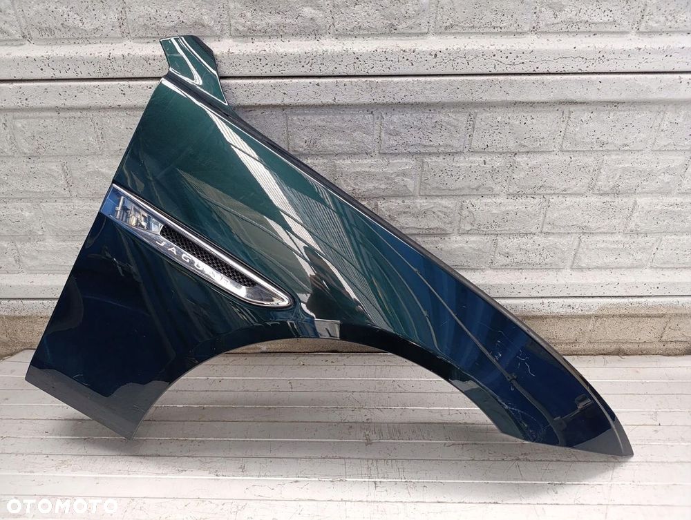 JAGUAR XE 2015-2024 BŁOTNIK PRAWY PRZEDNI ORYGINAŁ