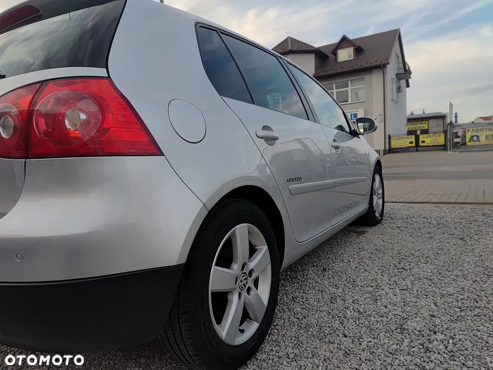Volkswagen Golf 1.6 United - 12