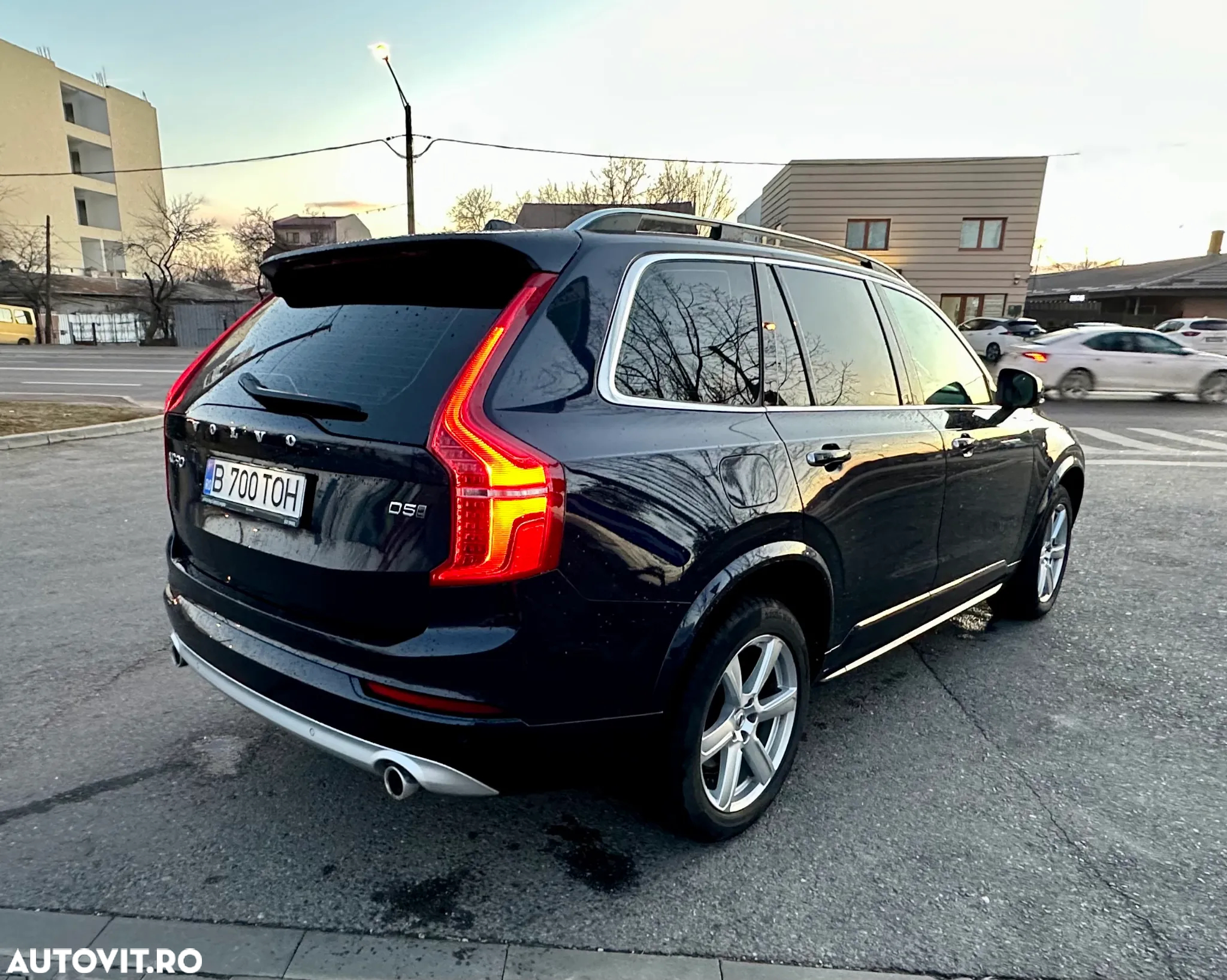 Volvo XC 90 B5 D AWD Geartronic Momentum - 22