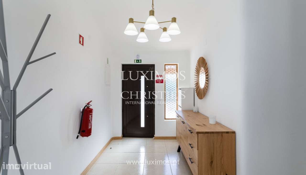 Moradia V4 com piscina, para venda em Albufeira, Algarve - Grande imagem: 3/24