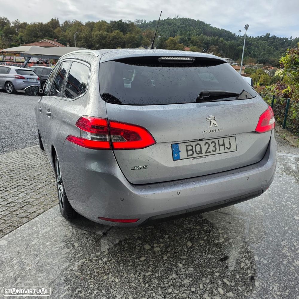 Peugeot 308 SW 1.2 PureTech Allure Pack EAT8 - 16