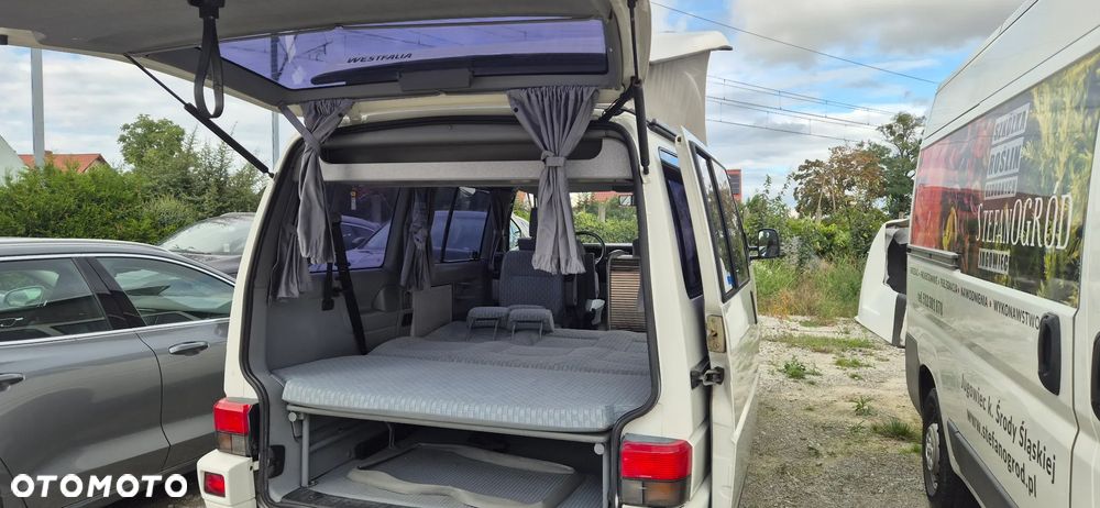 Volkswagen Multivan - 19