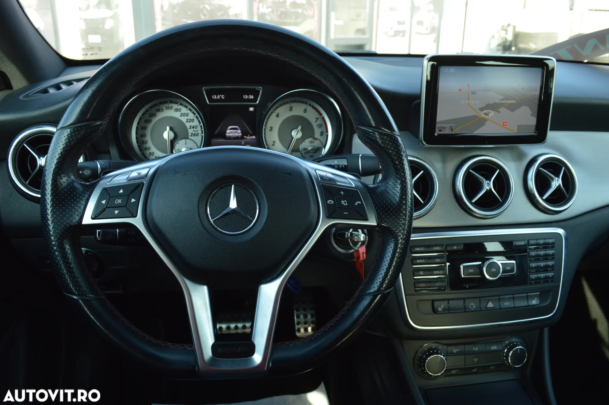 Mercedes-Benz CLA 250 7G-DCT AMG Line - 19