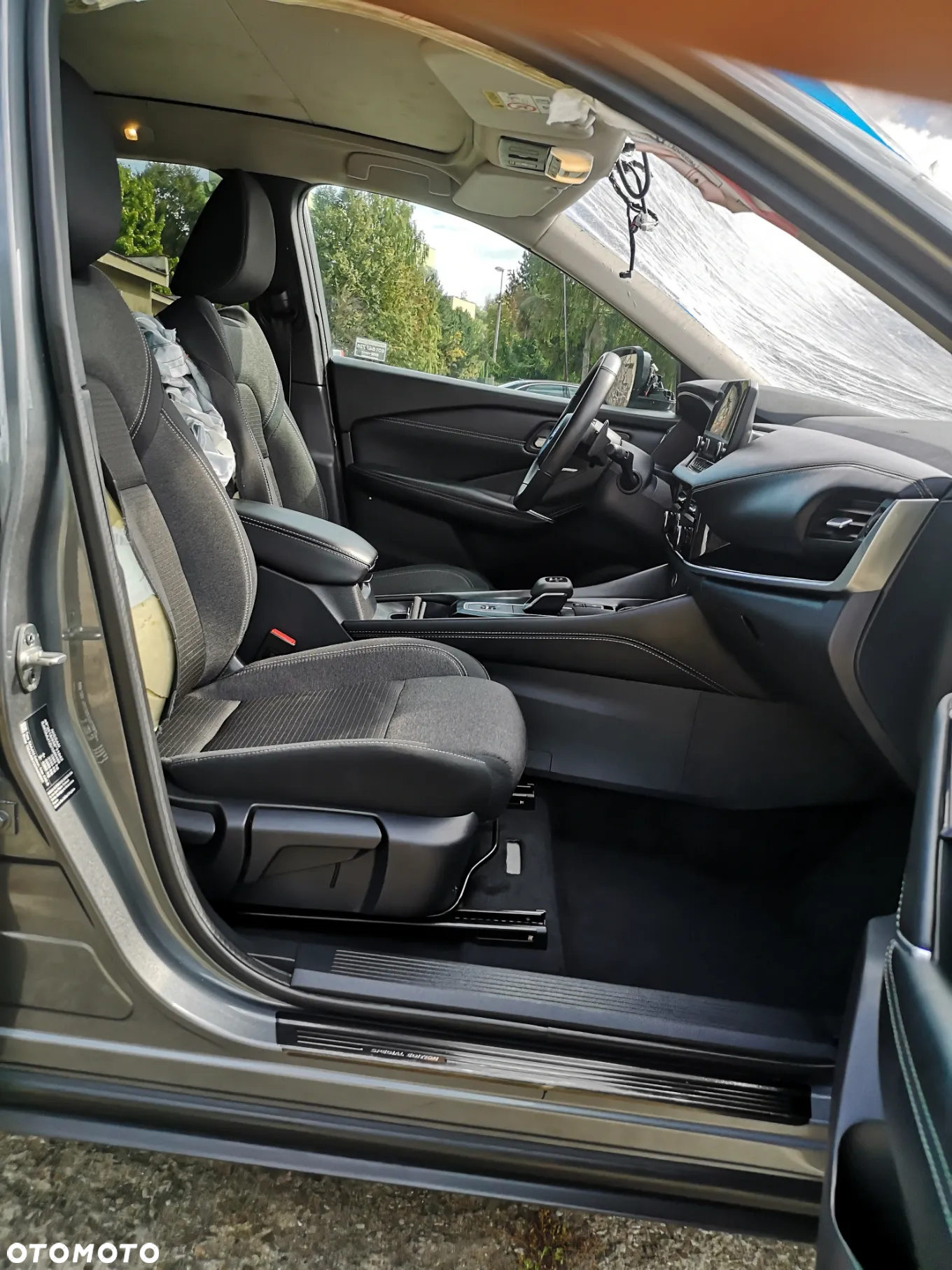 Nissan Qashqai 1.3 DIG-T mHEV Premiere Edition Xtronic - 21