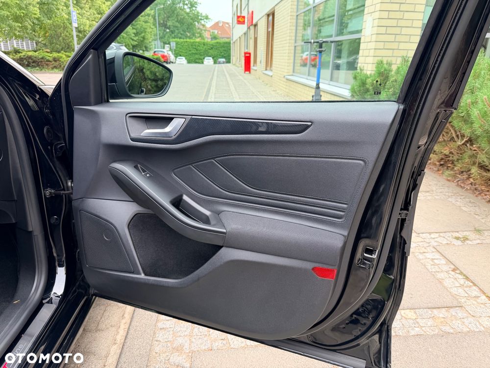 Ford Focus - 28