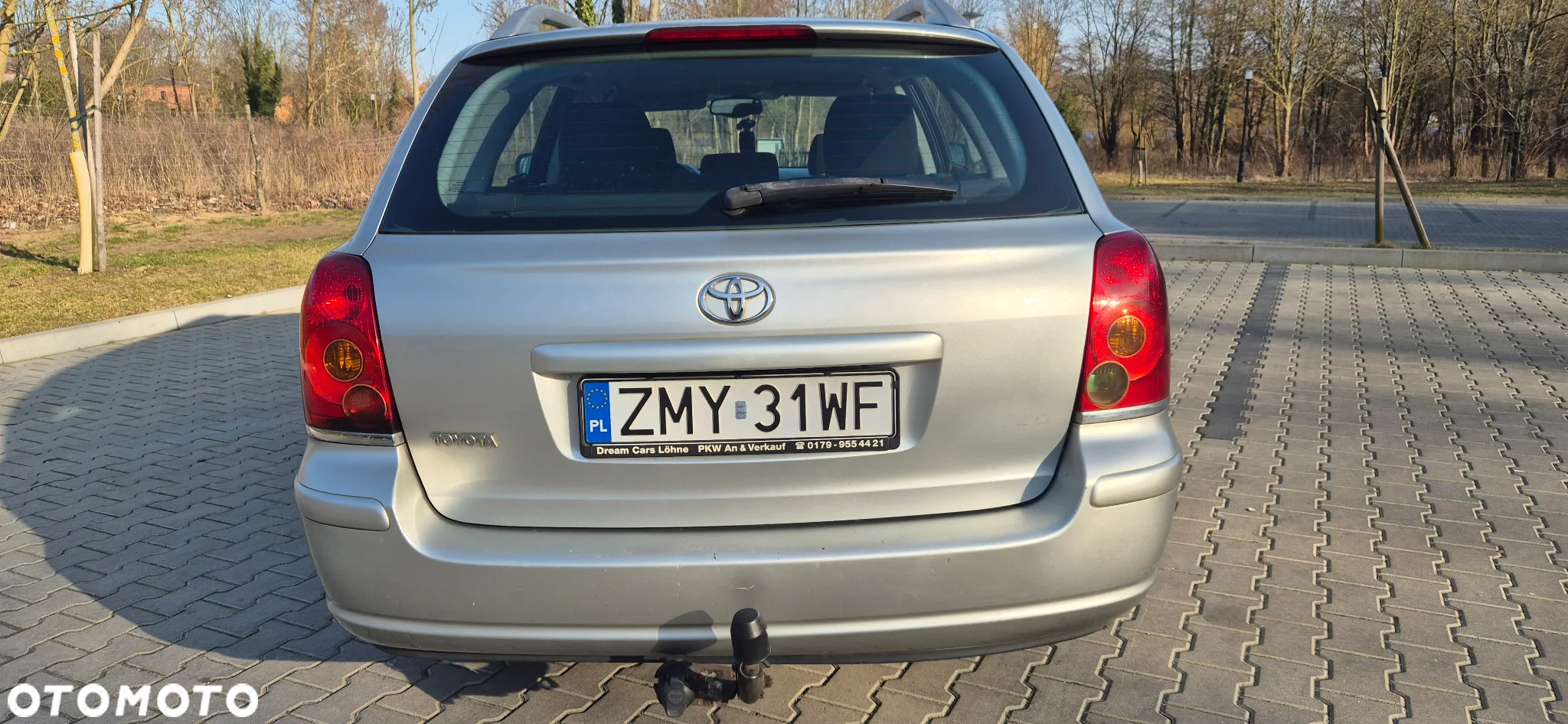 Toyota Avensis 2.0 D-4D Sol Plus - 23
