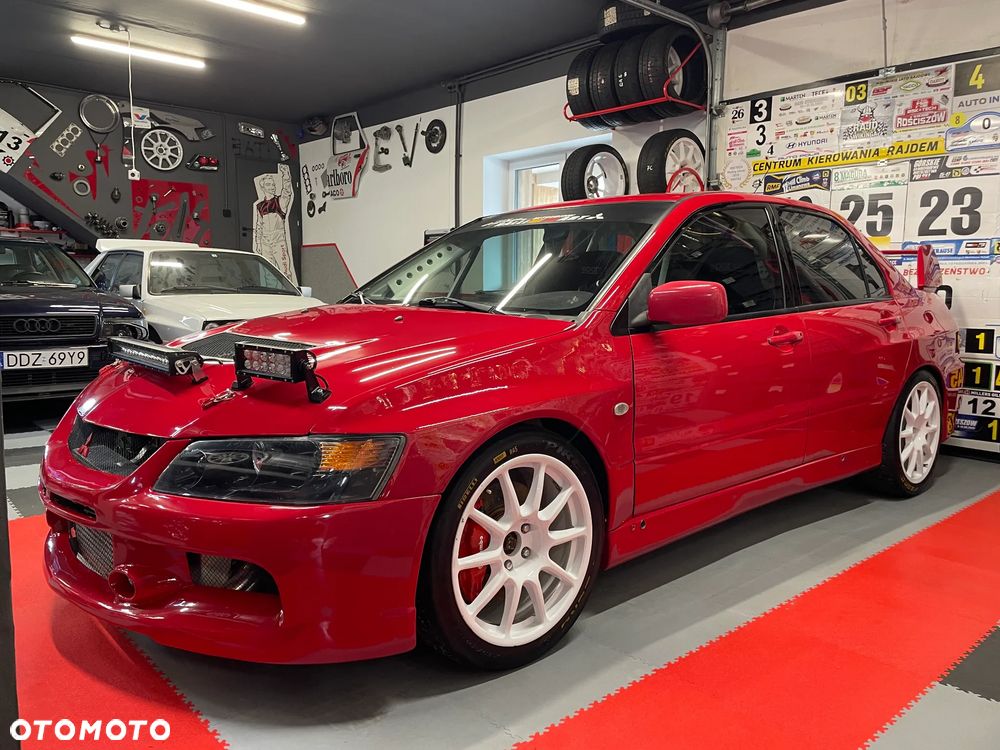 Mitsubishi Lancer Evolution - 11