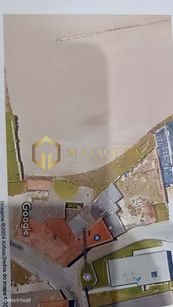 Casa de Lavoura T4 em Granito com Terreno de 5.000 m2 em Matosinhos - Grande imagem: 4/5