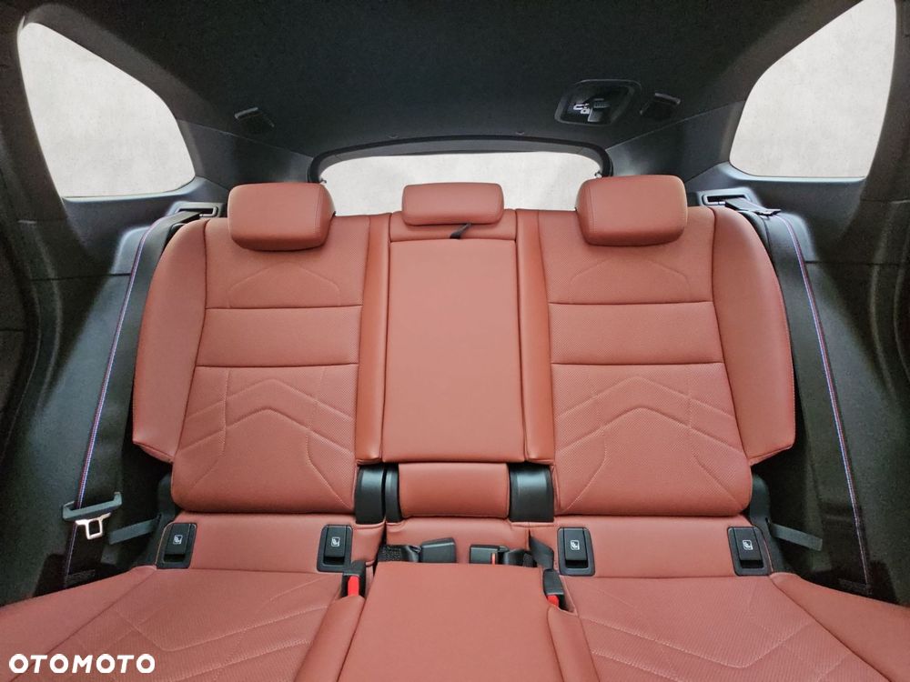 BMW X1 - 18
