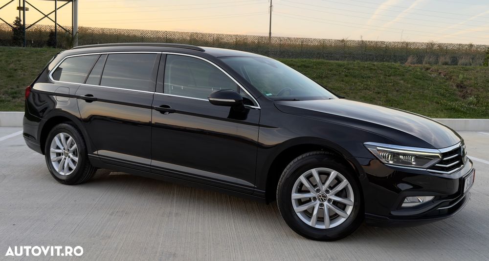 Volkswagen Passat 2.0 TDI SCR DSG Business - 28