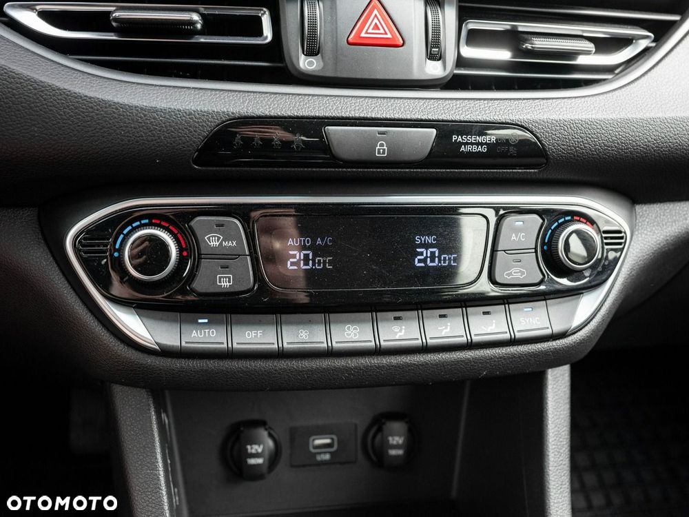 Hyundai i30 2021