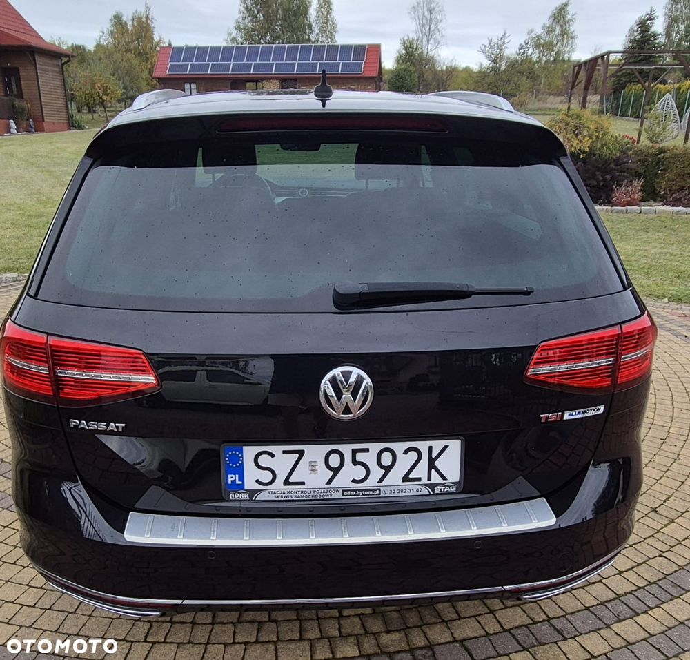 Volkswagen Passat - 15