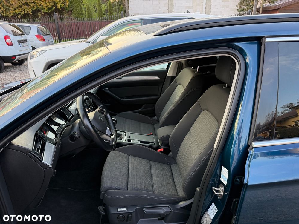 Volkswagen Passat 1.5 TSI EVO Business - 7