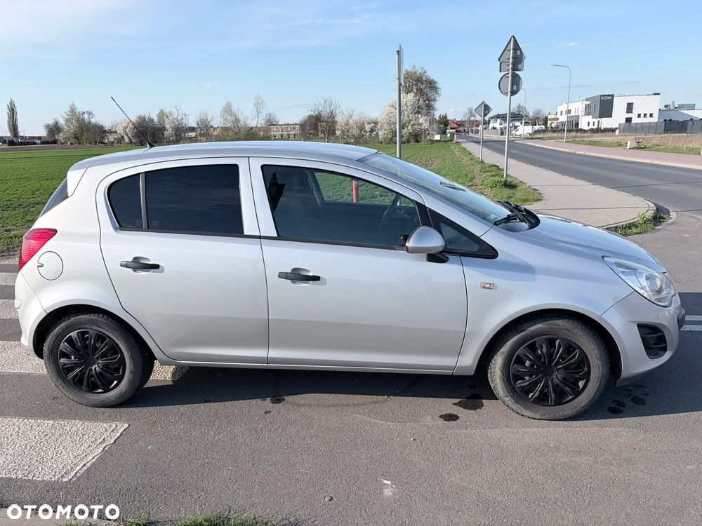 Opel Corsa 1.0 12V Essentia - 6
