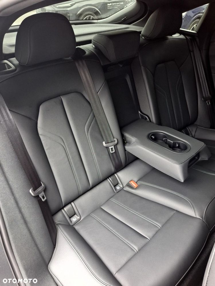 Audi A5 Limousine - 18