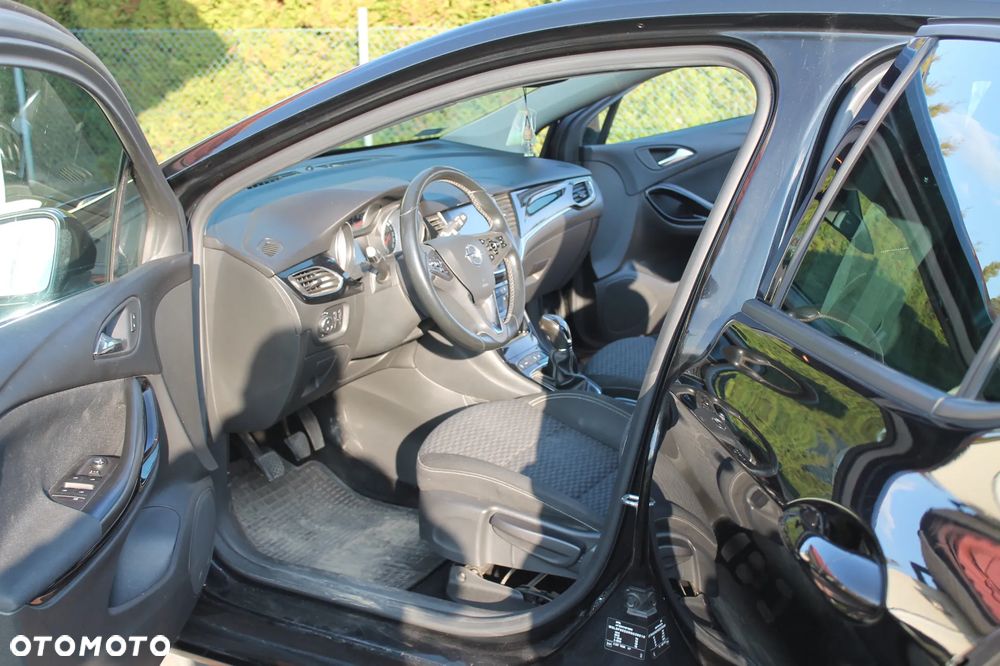 Opel Astra 1.6 CDTI Dynamic S&S - 8