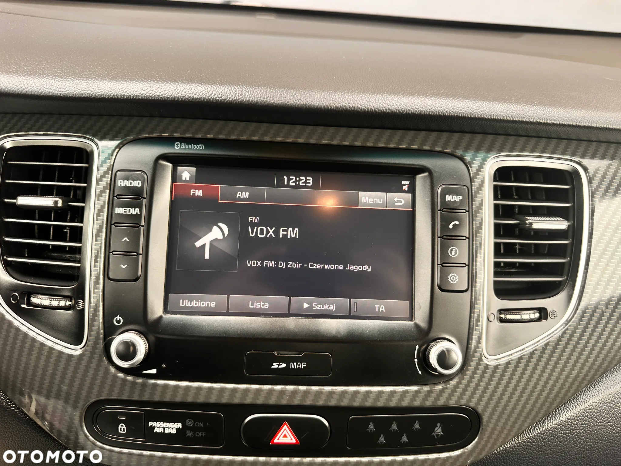 Kia Carens 1.7 CRDi L 7os - 31