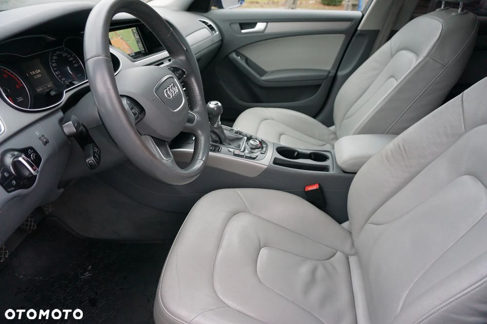 Audi A4 Avant - 8