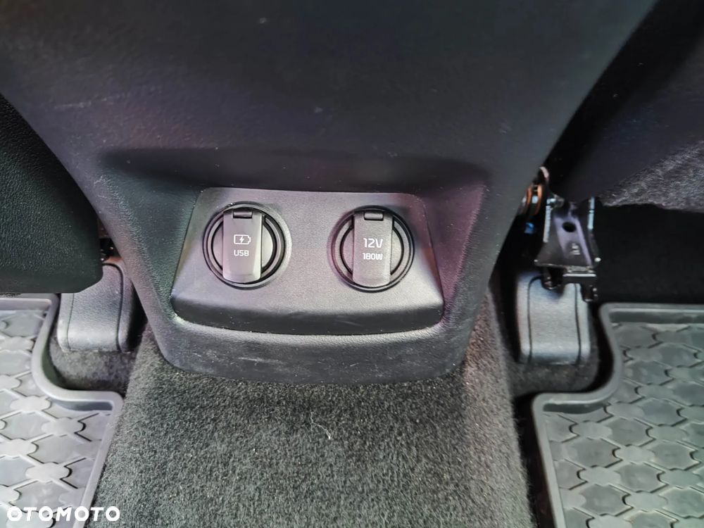 Kia Sportage 1.6 T-GDI Business Line 2WD - 33