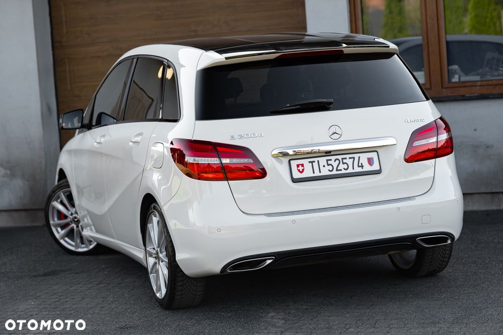Mercedes-Benz Klasa B 200 (CDI) d 4Matic 7G-DCT AMG Line - 9