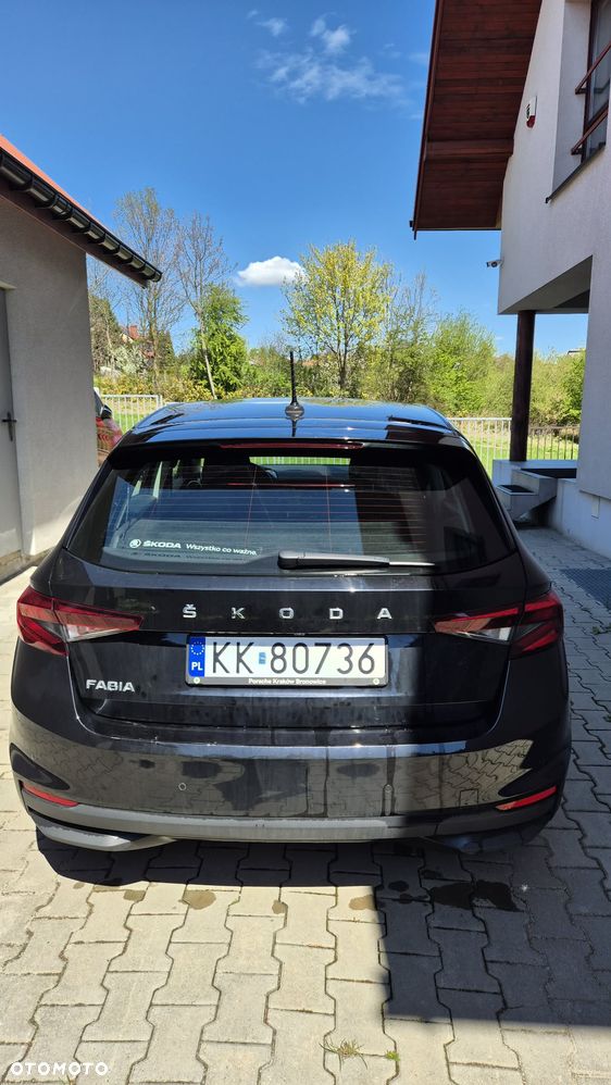 Skoda Fabia 1.0 TSI Ambition - 4