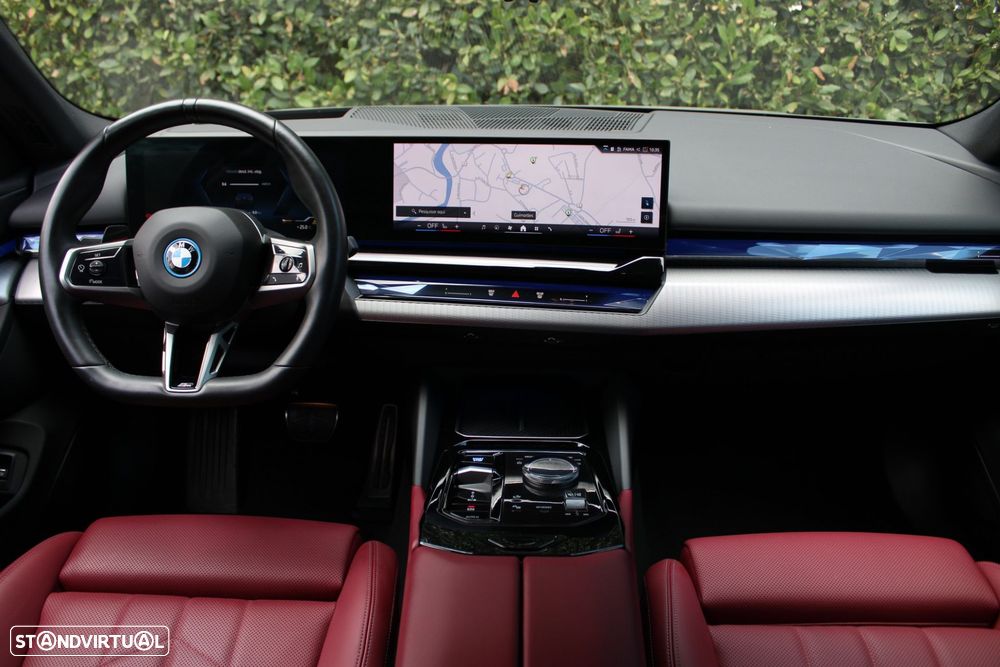 BMW i5 eDrive40 Pack Desportivo M - 3