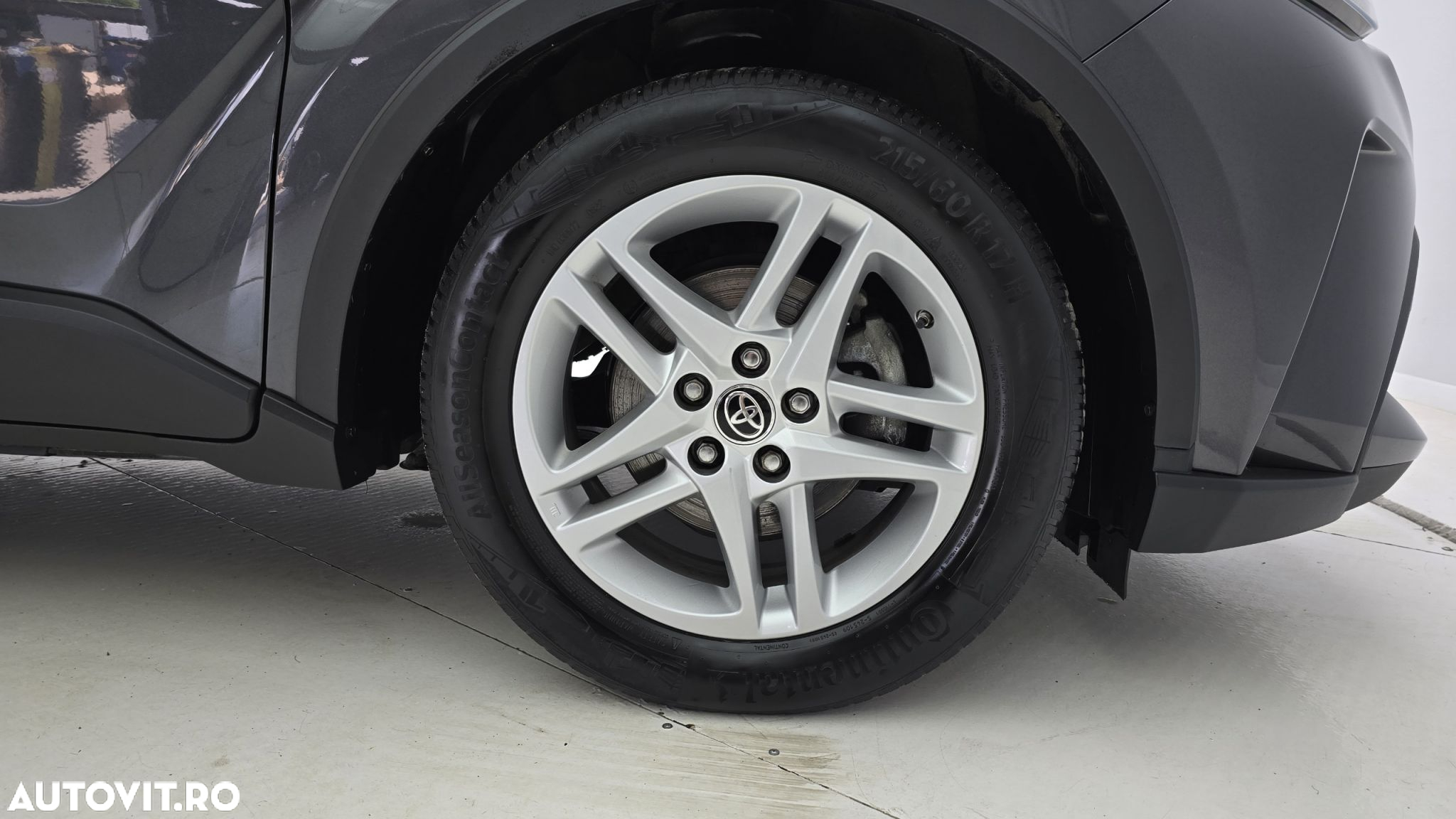 Toyota C-HR 1.8 HSD 122 CP 4x2 CVT Core - 23