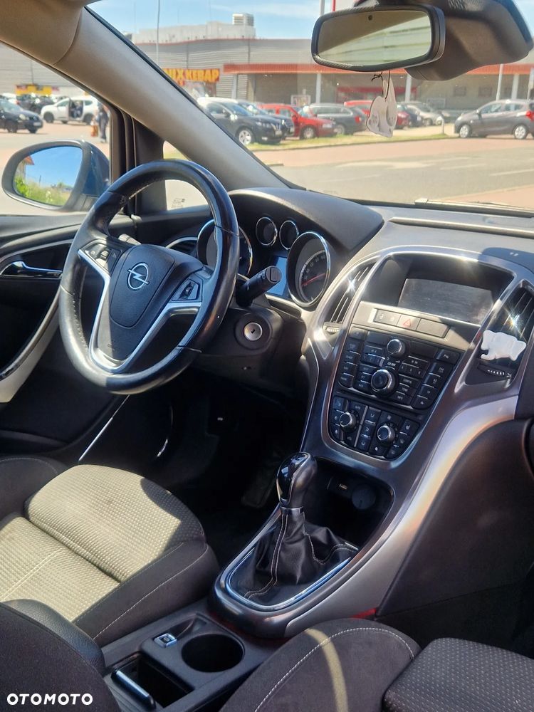 Opel Astra 1.4 T Cosmo - 15