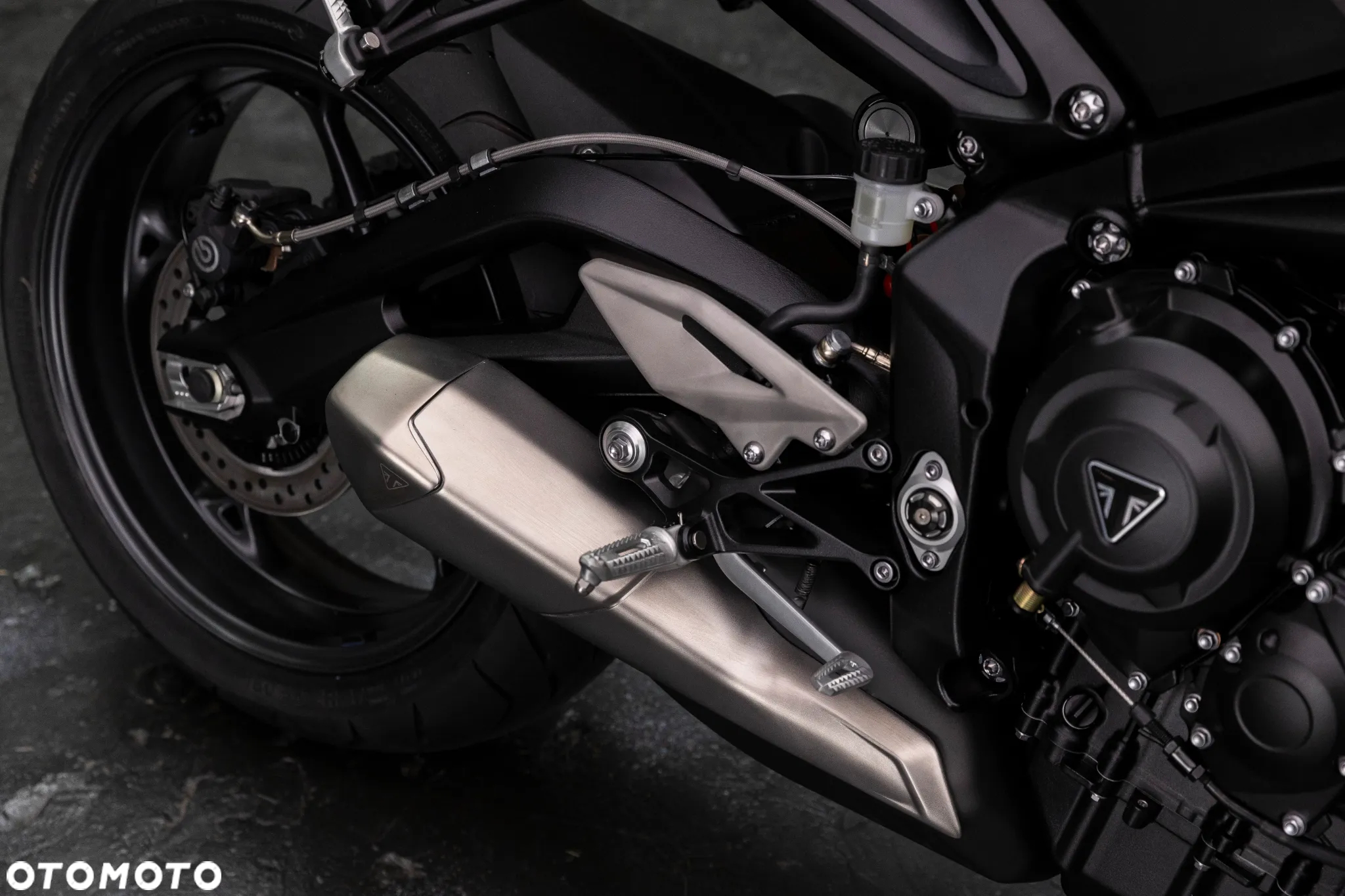 Triumph Street Triple - 6