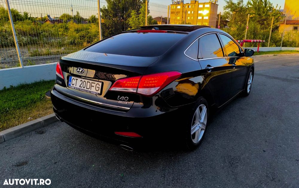 Hyundai i40 1.7 CRDI DPF Sedan TPMS Aut. Supreme - 4