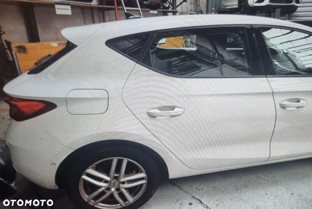 Seat Leon 1.0 TSI ECOMOTIVE DSG Style - 4