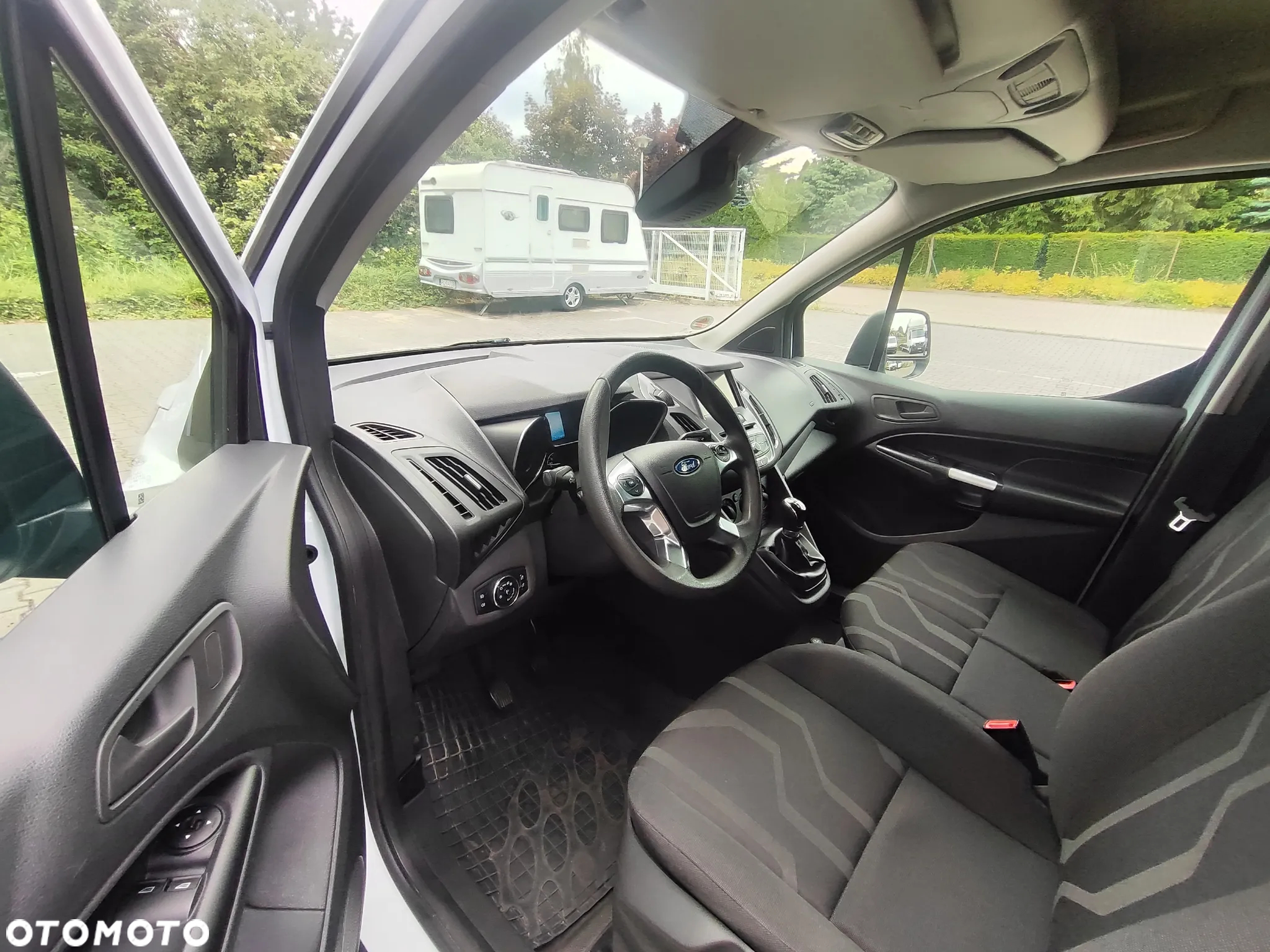 Ford Transit Connect - 9