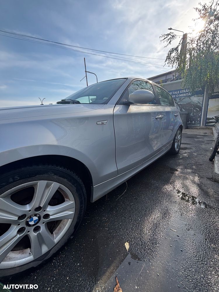 BMW Seria 1 118d - 8
