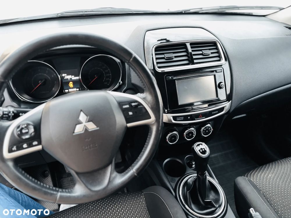 Mitsubishi ASX 1.6 Inform EU6 - 3