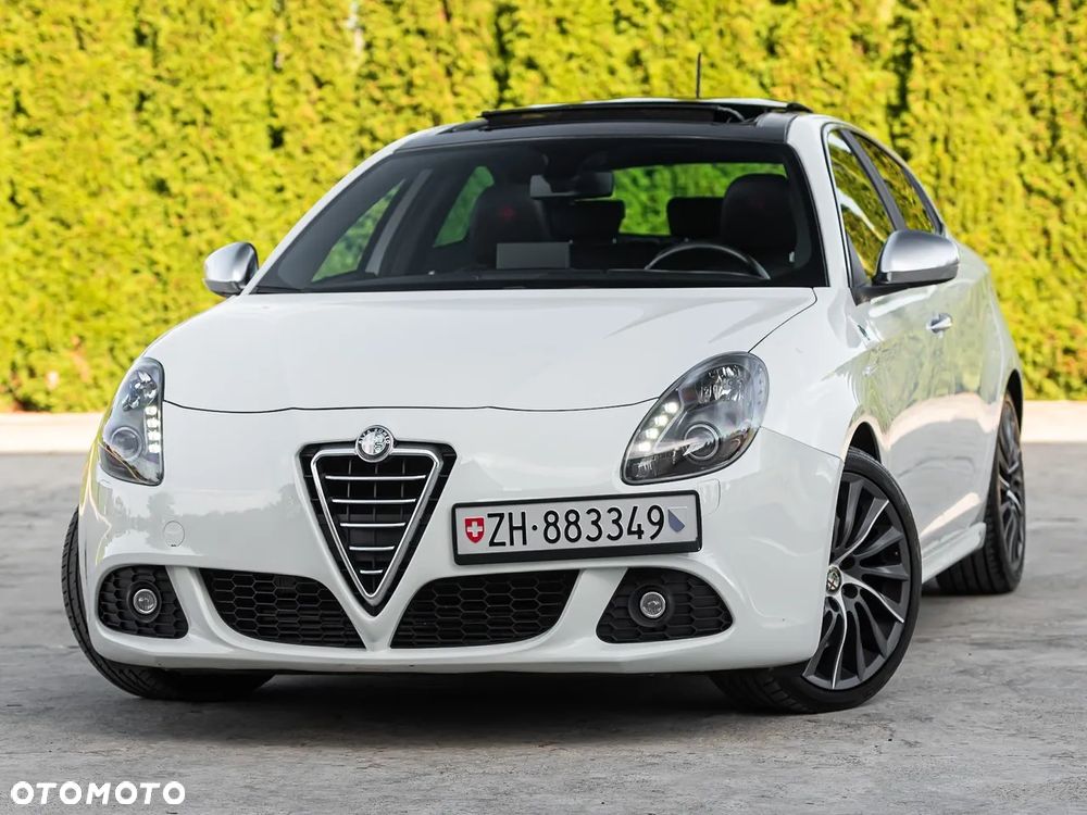 Alfa Romeo Giulietta 1750 TBi Quadrifoglio Verde - 5
