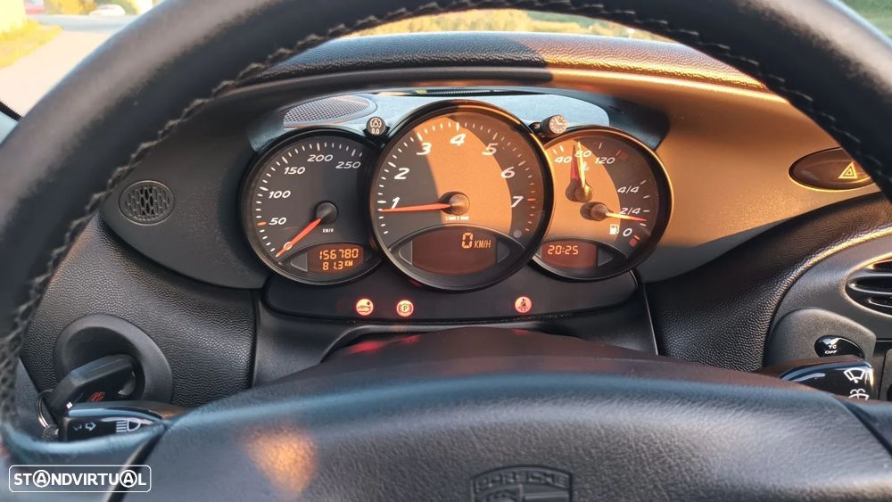 Porsche Boxster 2.5 Sport - 31